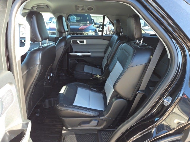 2023 Ford Explorer XLT 202A Sport