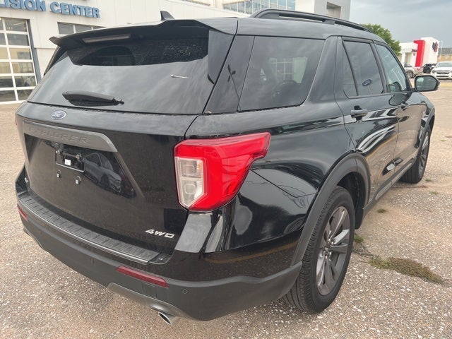 2023 Ford Explorer XLT 202A Sport