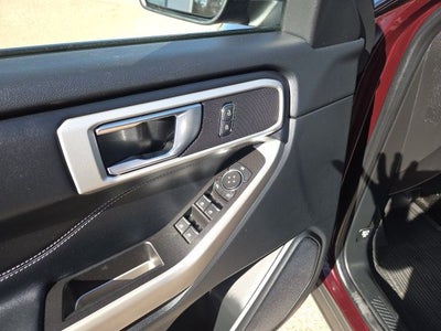 2022 Ford Explorer XLT 202A