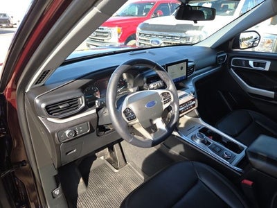 2022 Ford Explorer XLT 202A