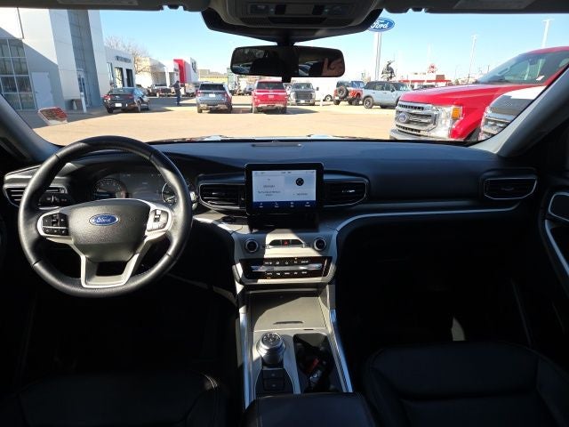 2022 Ford Explorer XLT 202A