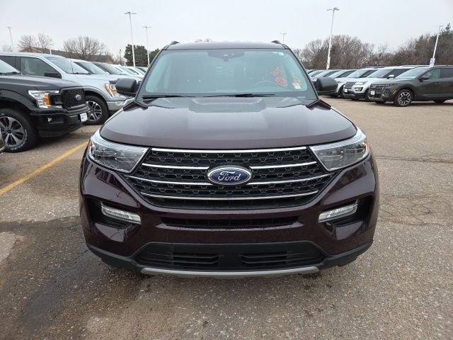 2022 Ford Explorer XLT 202A