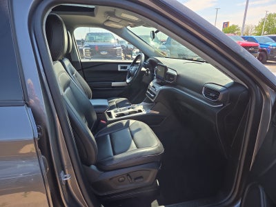 2023 Ford Explorer XLT 202A