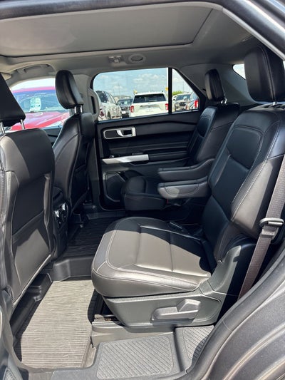 2023 Ford Explorer XLT 202A