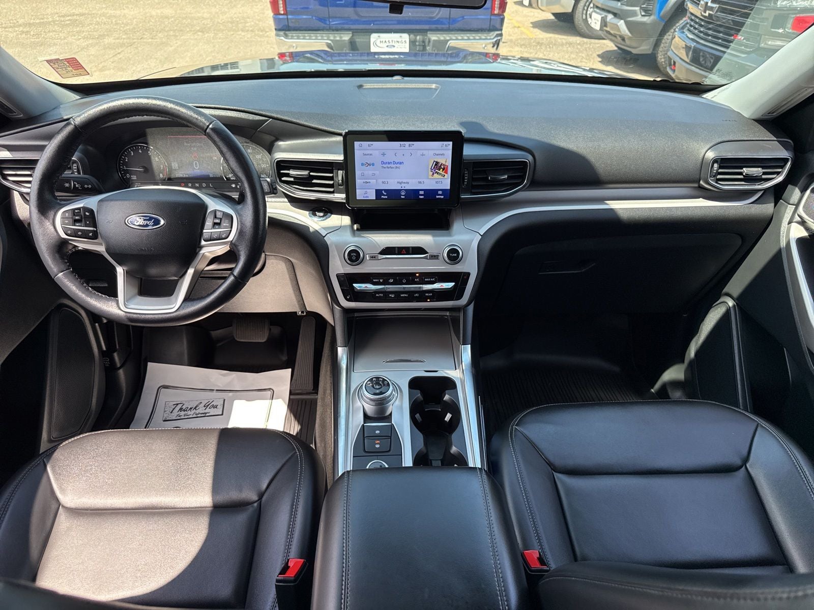 2023 Ford Explorer XLT 202A