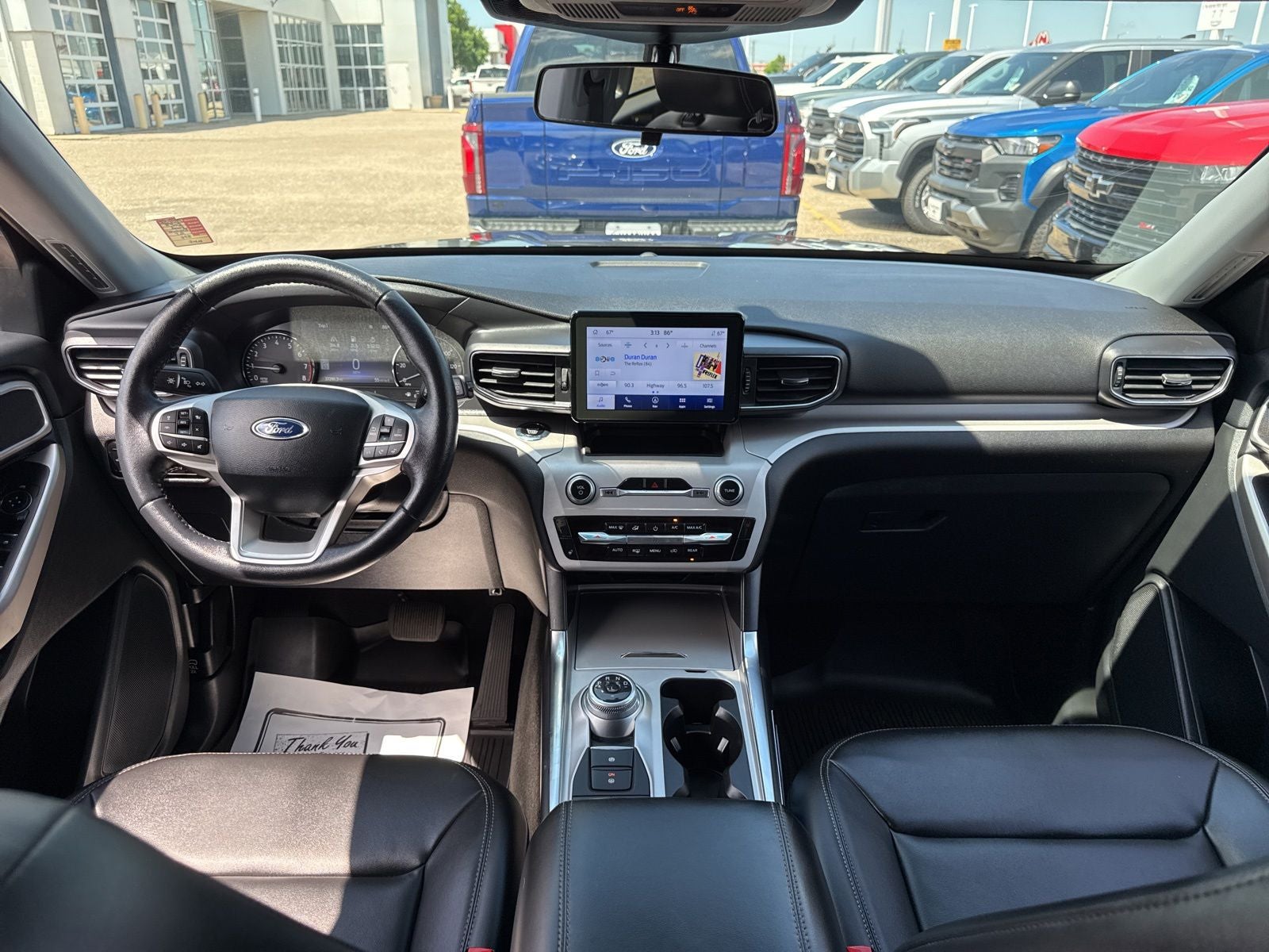 2023 Ford Explorer XLT 202A