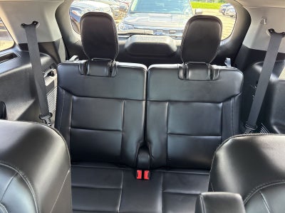 2023 Ford Explorer XLT 202A