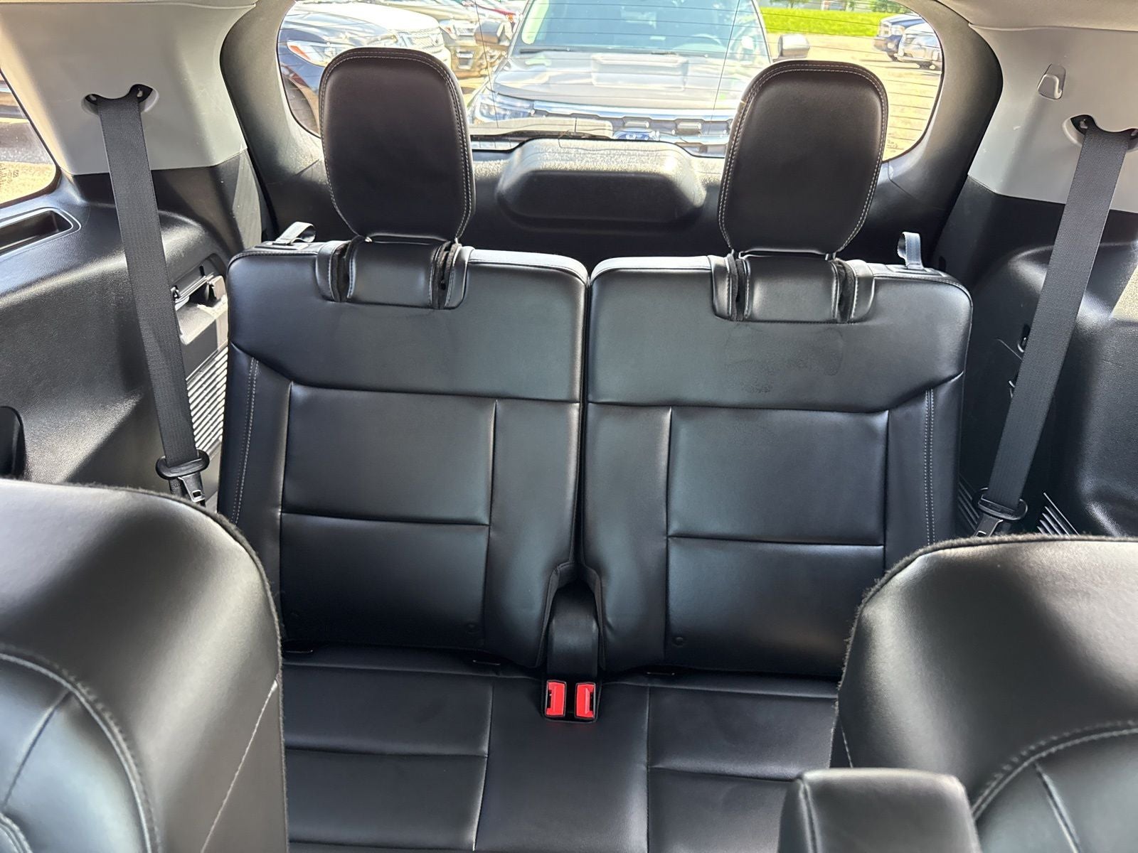 2023 Ford Explorer XLT 202A