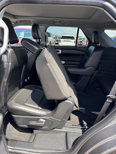 2023 Ford Explorer XLT 202A