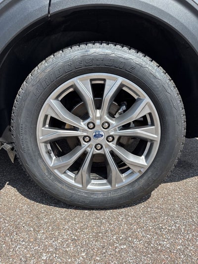 2023 Ford Explorer XLT 202A