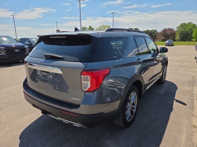 2023 Ford Explorer XLT 202A