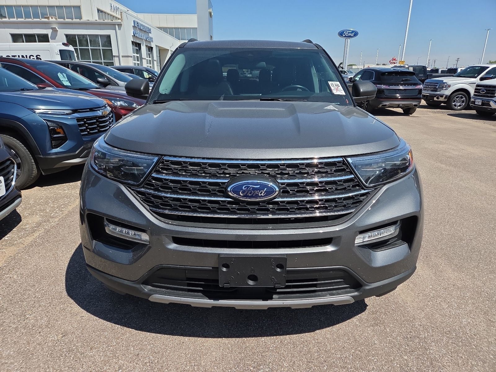 2023 Ford Explorer XLT 202A
