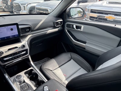 2023 Ford Explorer XLT Sport 202A