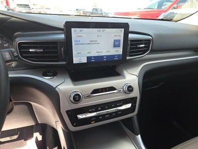 2023 Ford Explorer XLT 202A