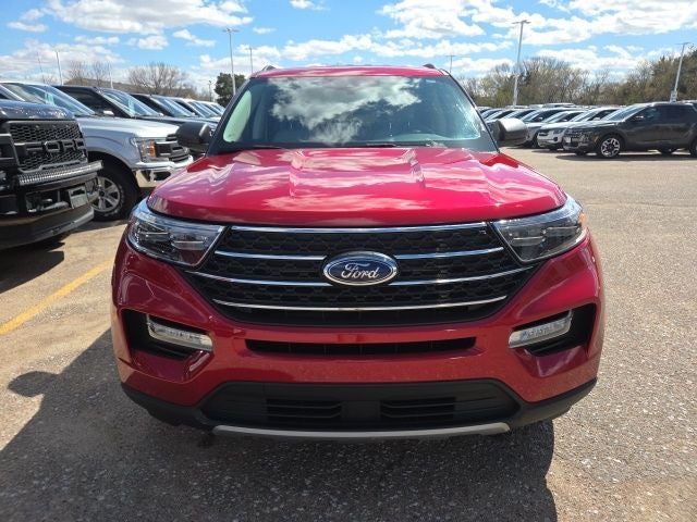 2023 Ford Explorer XLT 202A