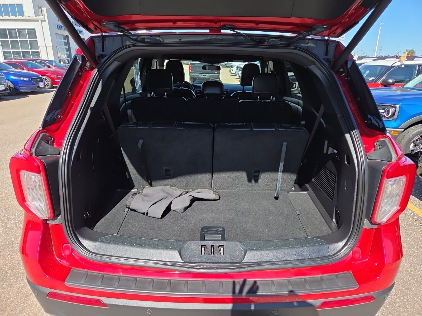 2020 Ford Explorer XLT 202A
