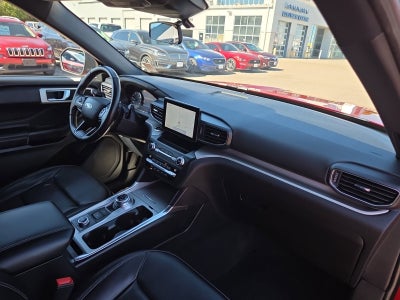 2020 Ford Explorer XLT 202A