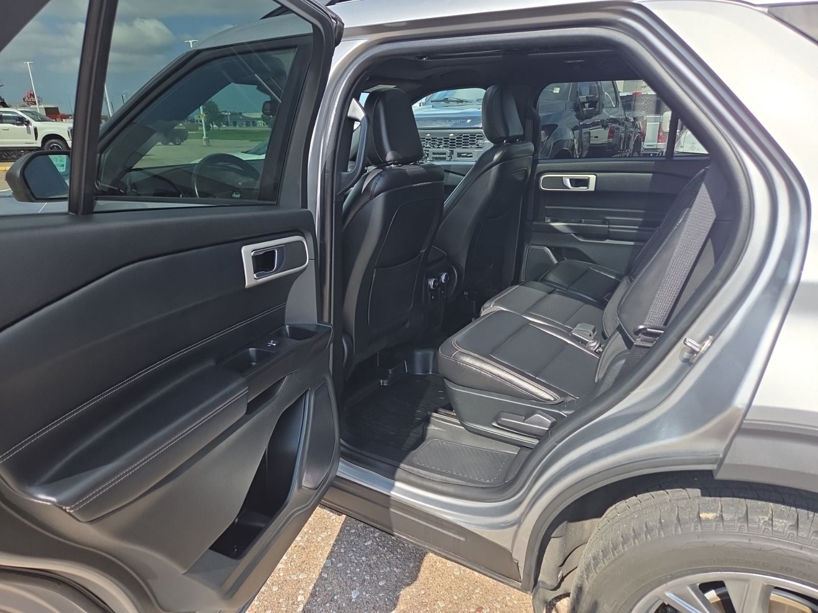 2020 Ford Explorer XLT 202A