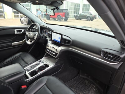 2021 Ford Explorer XLT 202A