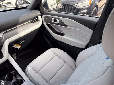 2027 Ford Explorer Platinum