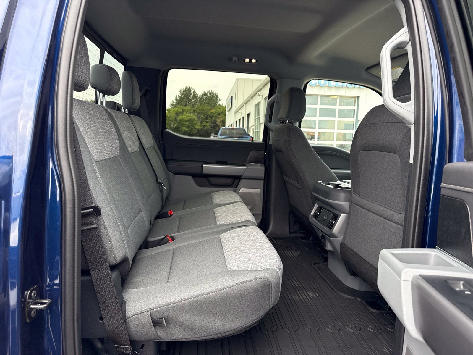 2027 Ford F-250SD XLT