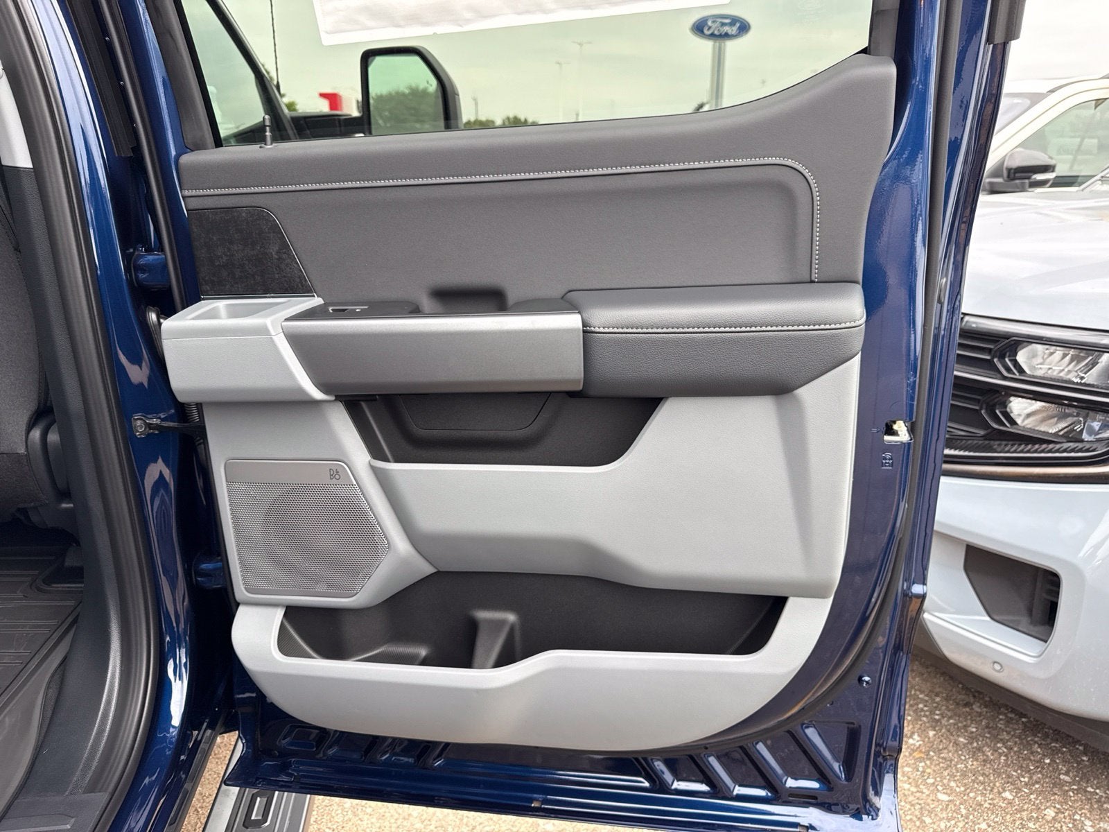 2027 Ford F-250SD XLT