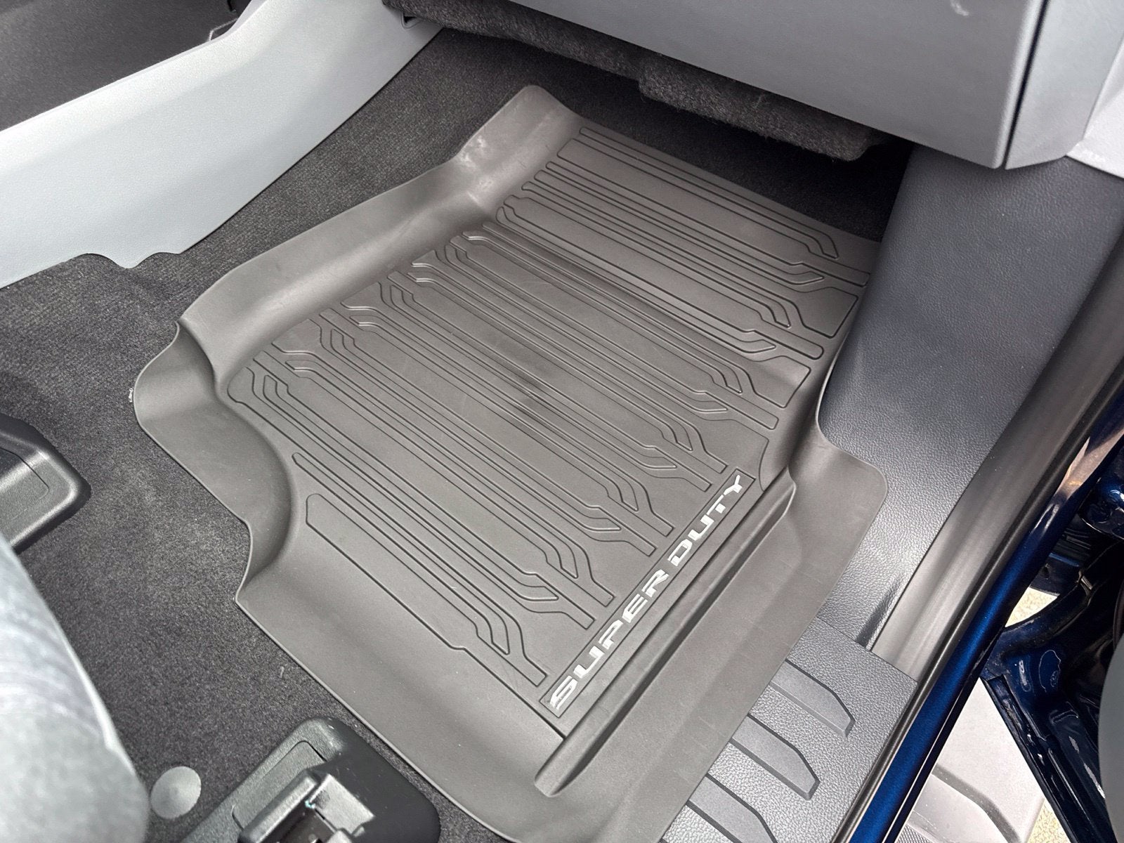 2027 Ford F-250SD XLT