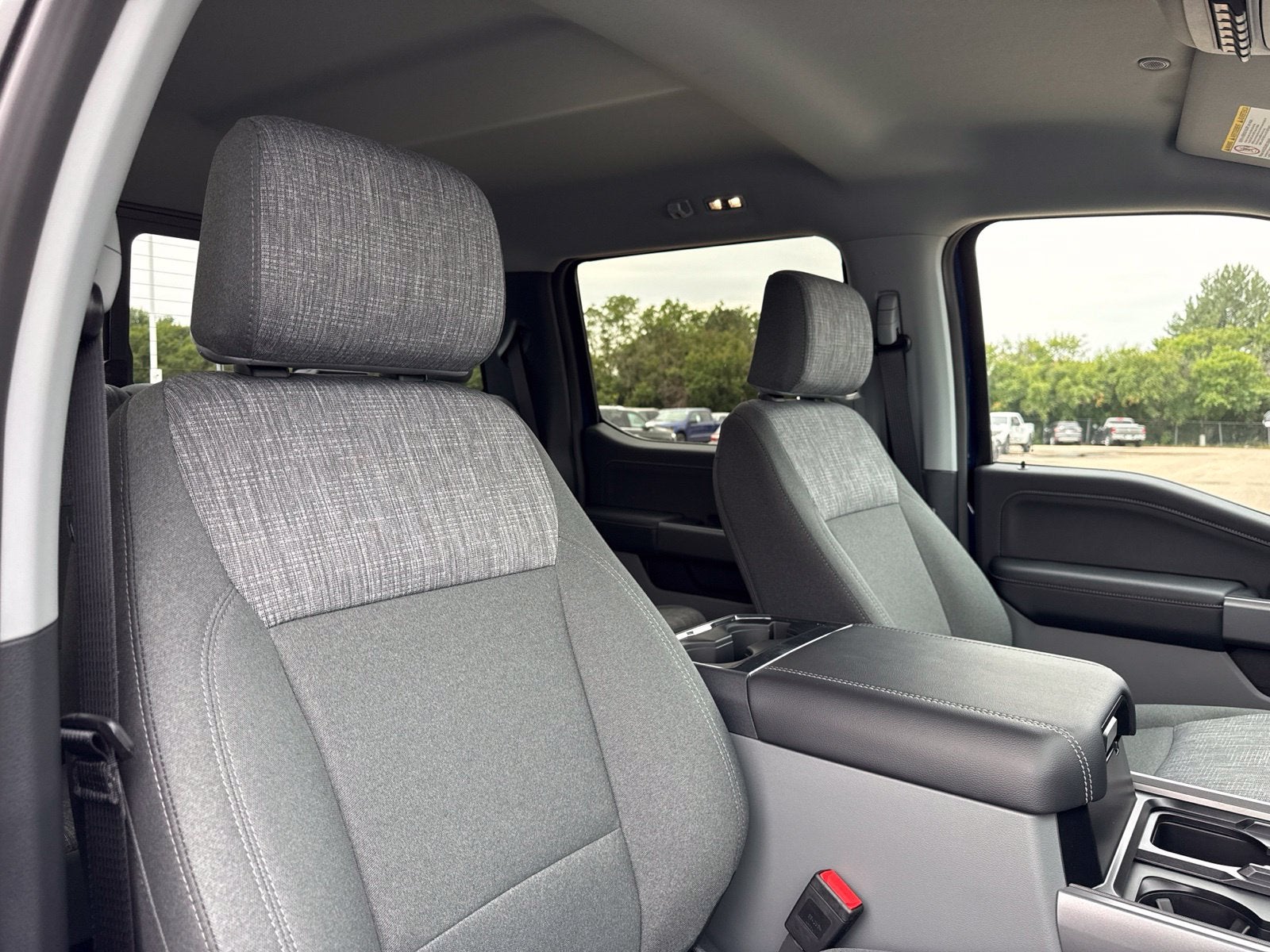 2027 Ford F-250SD XLT