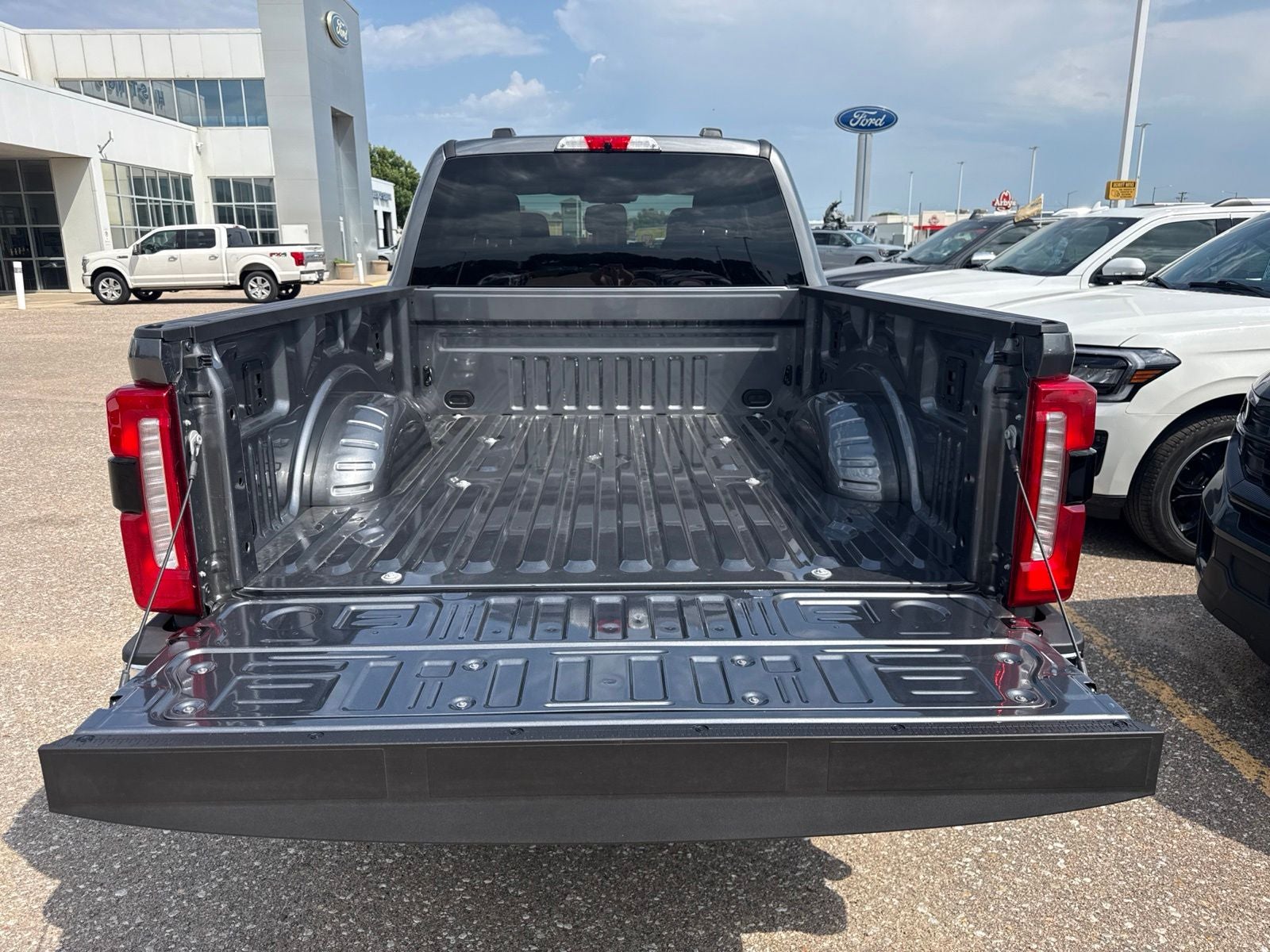 2026 Ford F-250SD XLT
