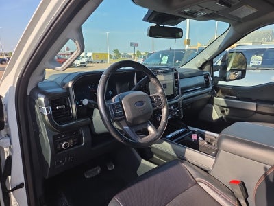 2024 Ford F-250SD Lariat Ultimate Black 608A