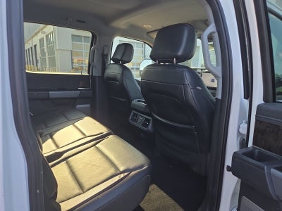 2024 Ford F-250SD Lariat Ultimate Black 608A