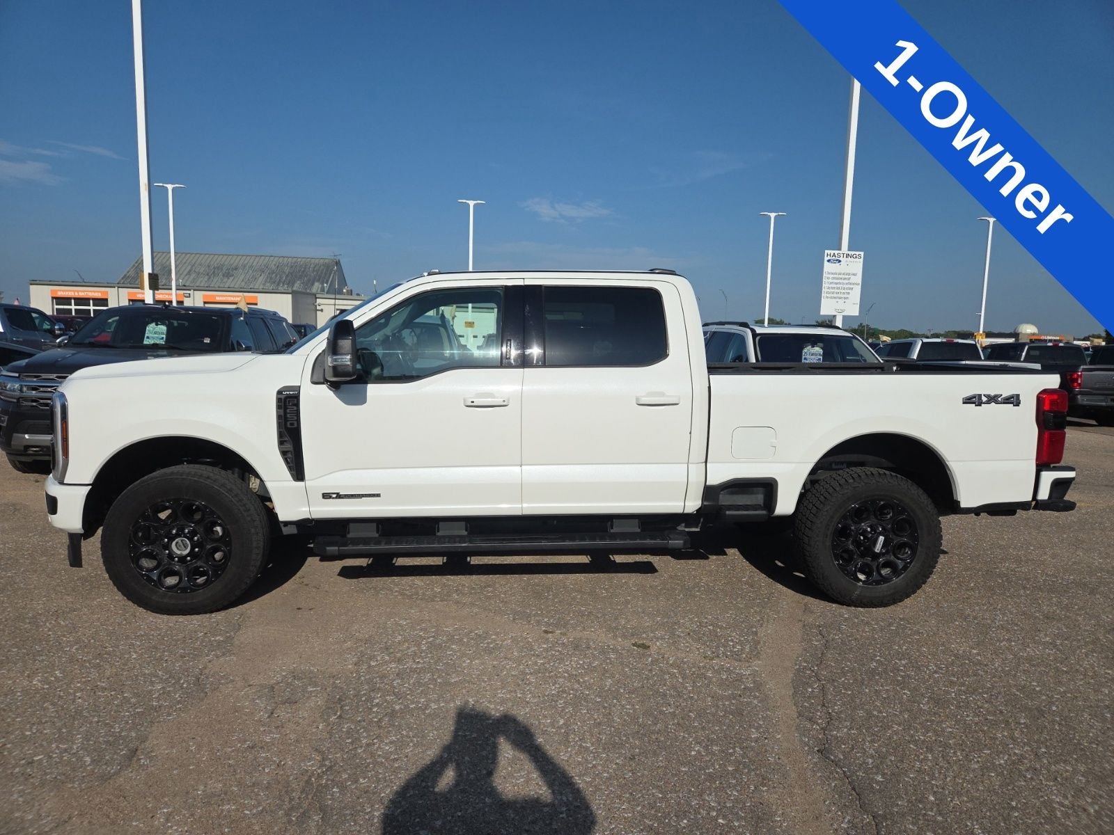 2024 Ford F-250SD Lariat Ultimate Black 608A