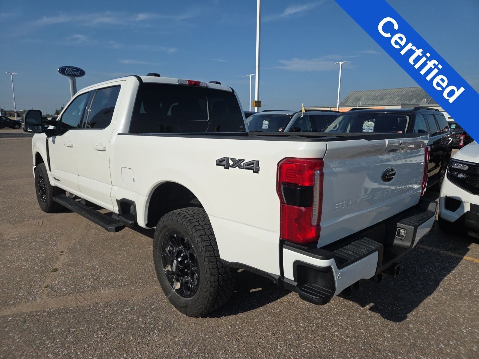 2024 Ford F-250SD Lariat Ultimate Black 608A