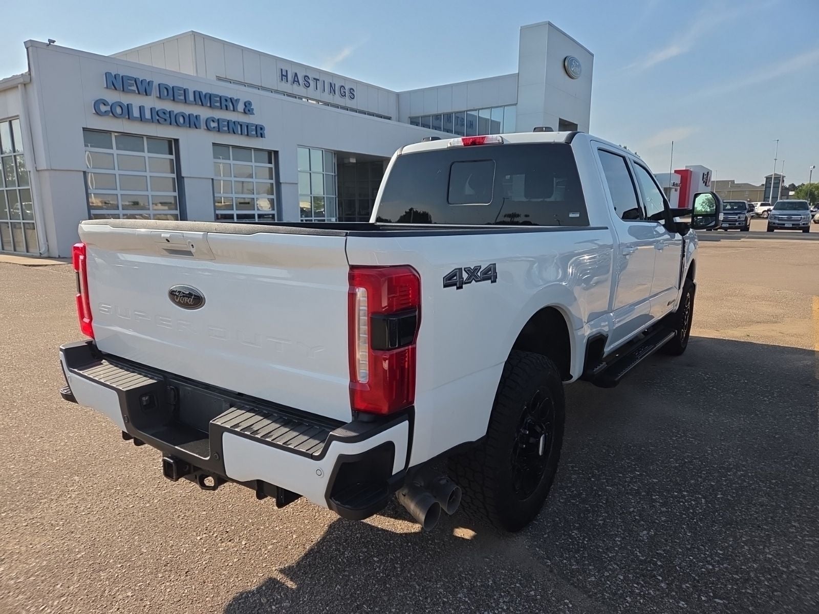 2024 Ford F-250SD Lariat Ultimate Black 608A
