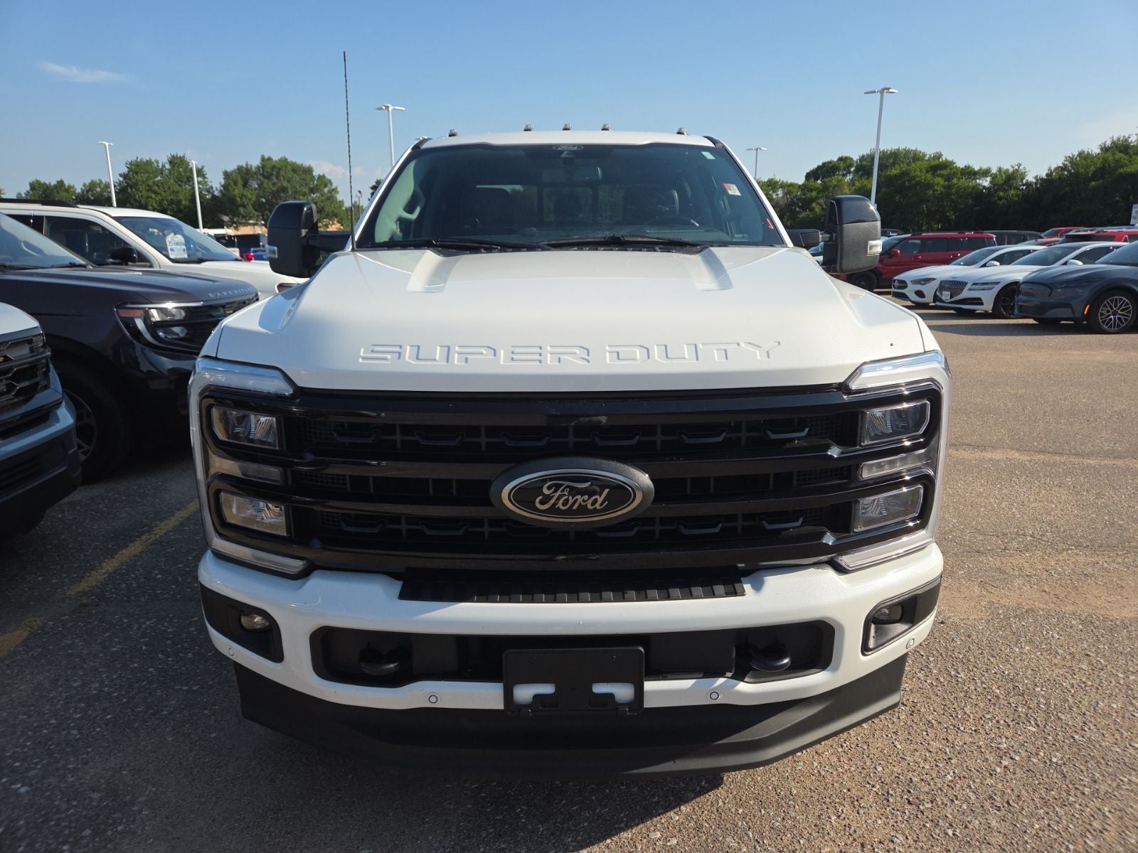 2024 Ford F-250SD Lariat Ultimate Black 608A