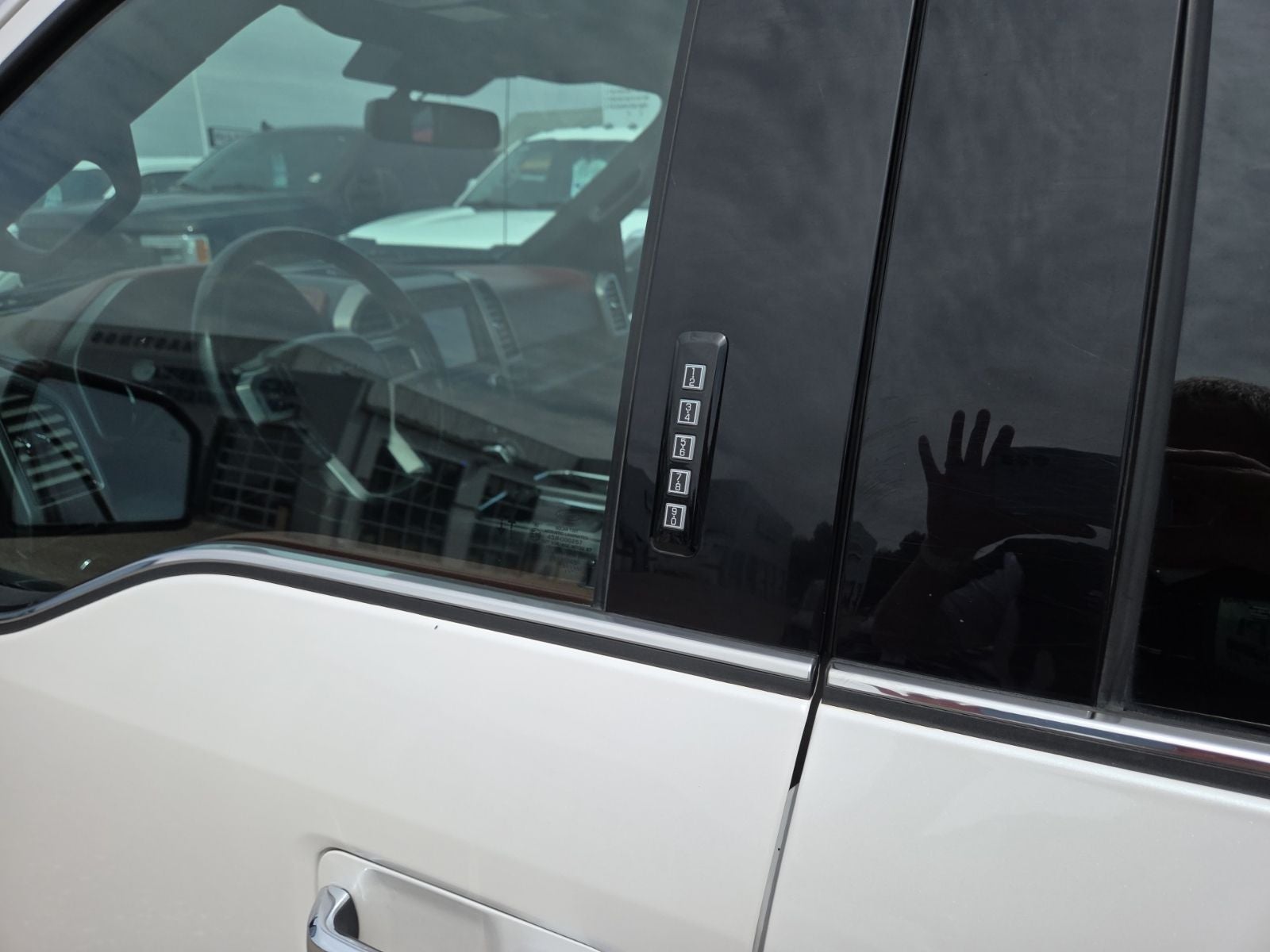2019 Ford F-150 Platinum FX4 701A