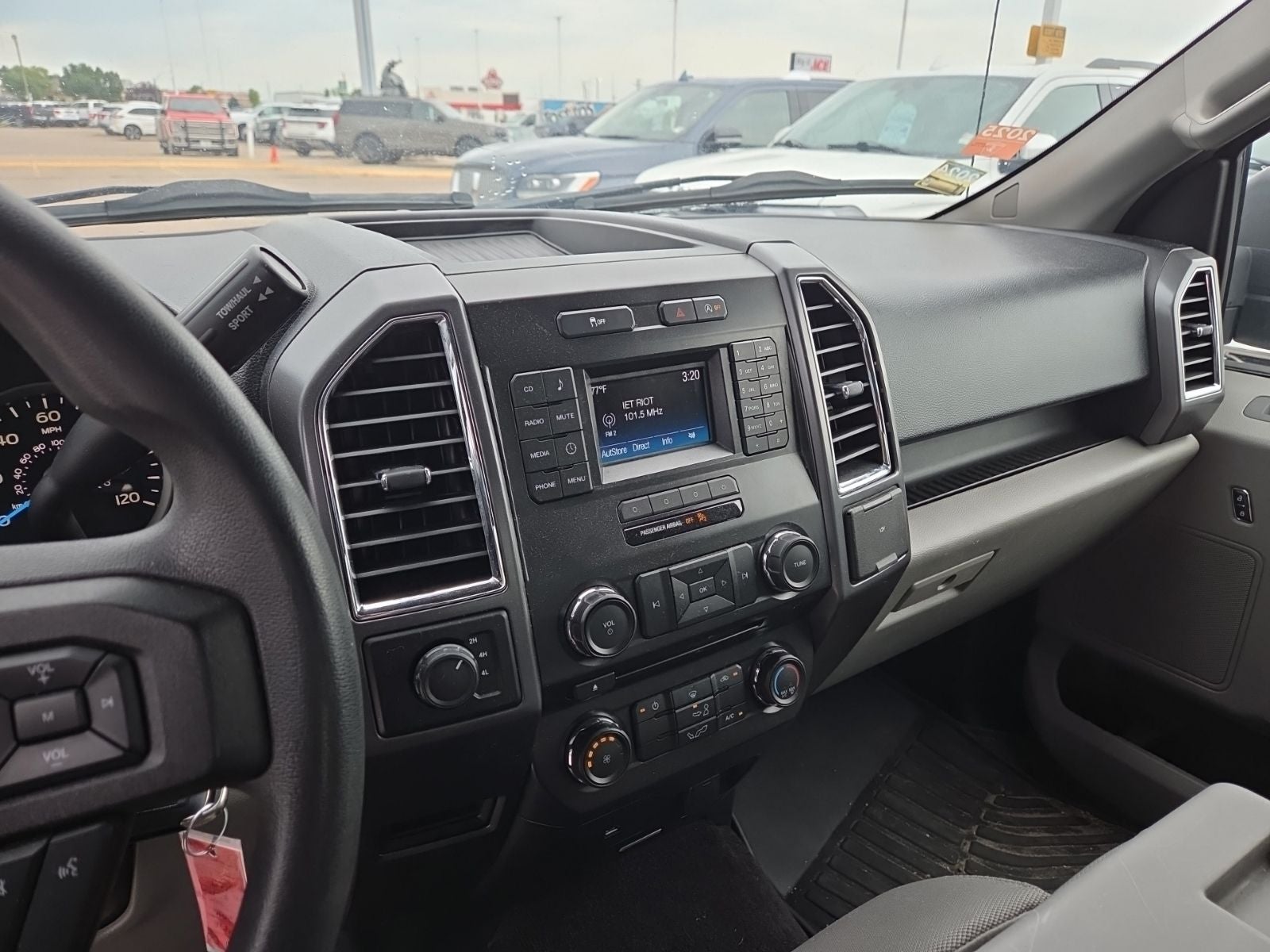 2016 Ford F-150 XLT 300A