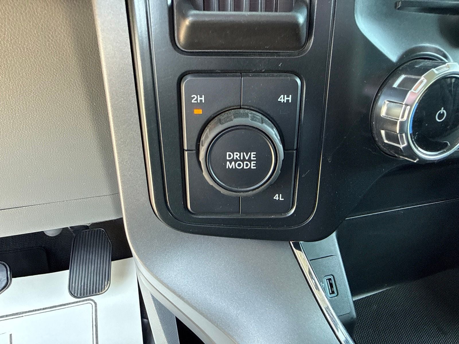 2024 Ford F-150 XLT 302A