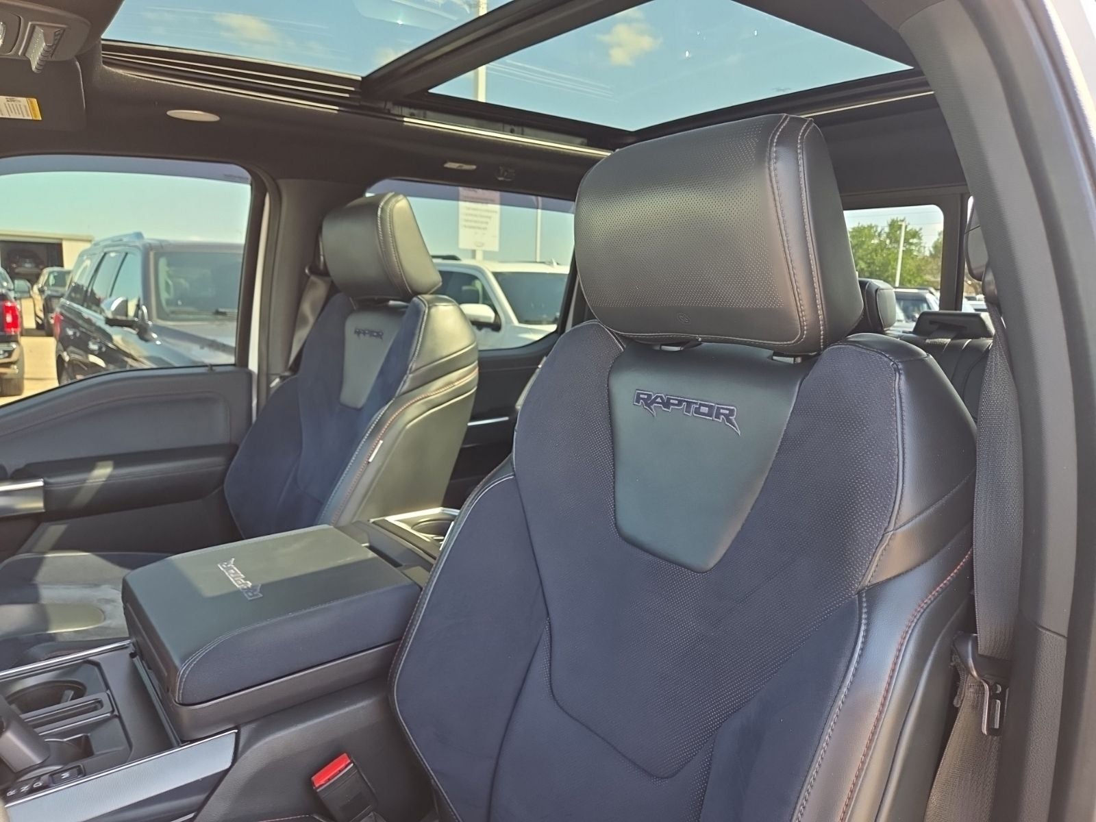 2022 Ford F-150 Raptor 801A