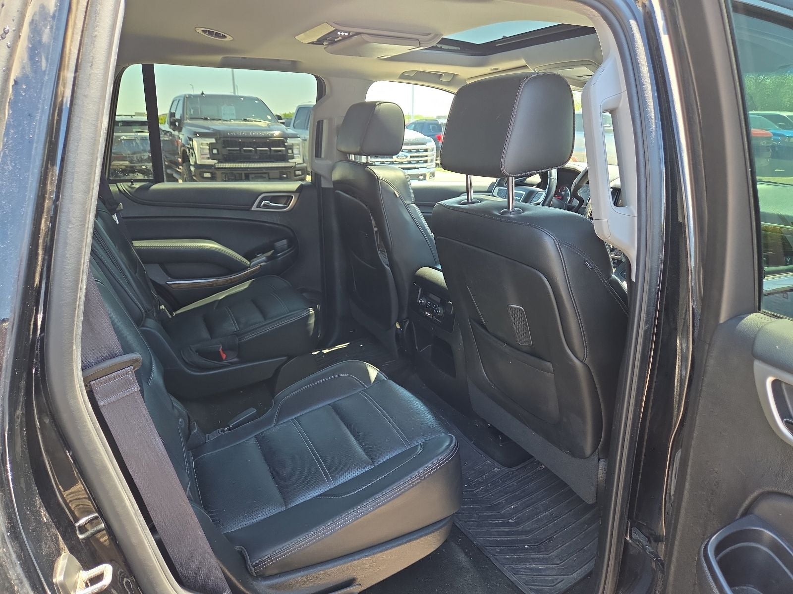 2016 GMC Yukon Denali 5SA