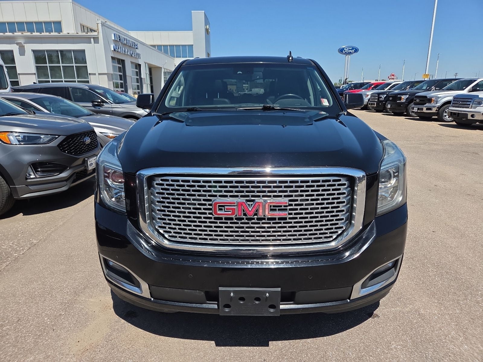 2016 GMC Yukon Denali 5SA