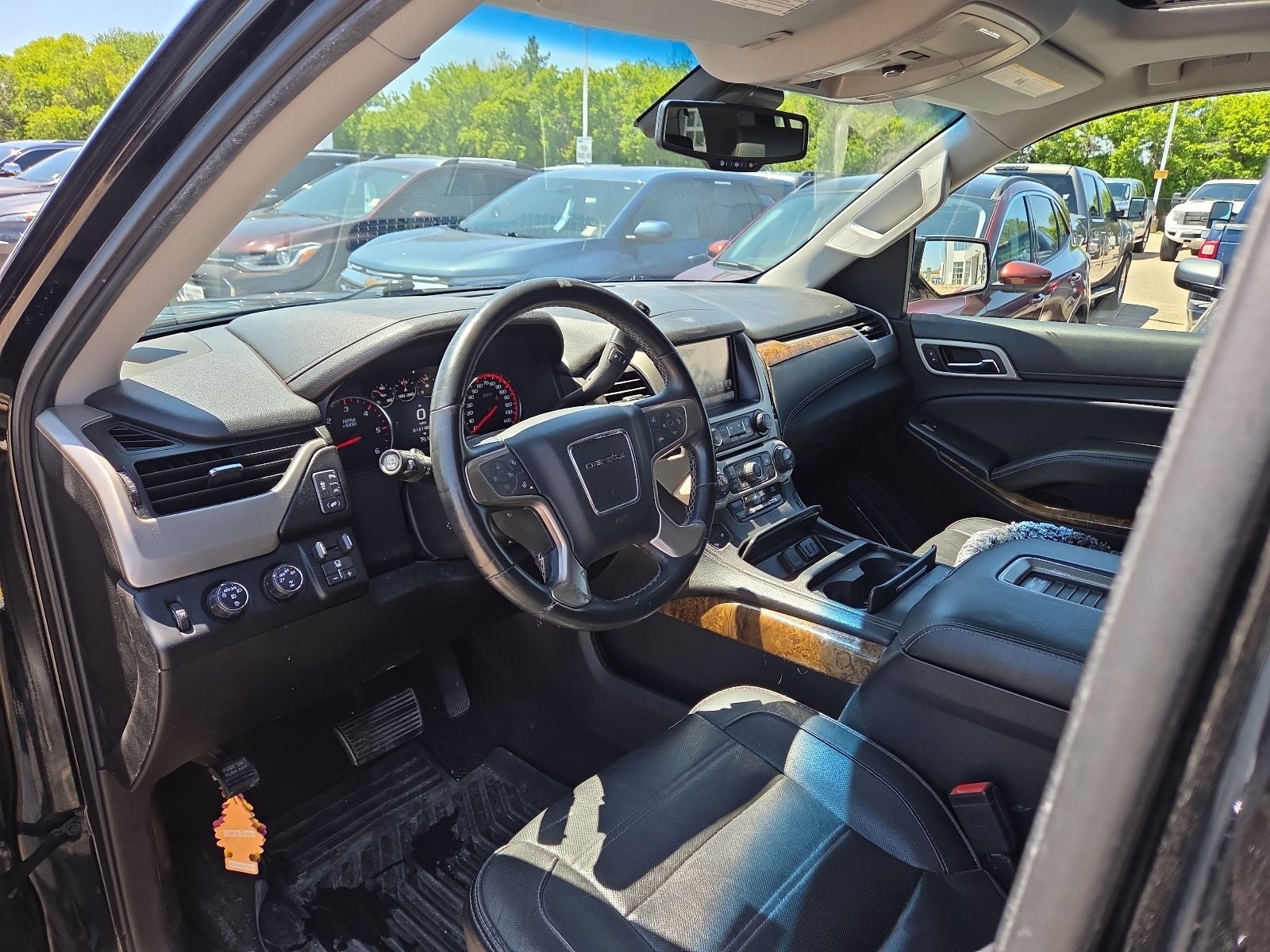 2016 GMC Yukon Denali 5SA