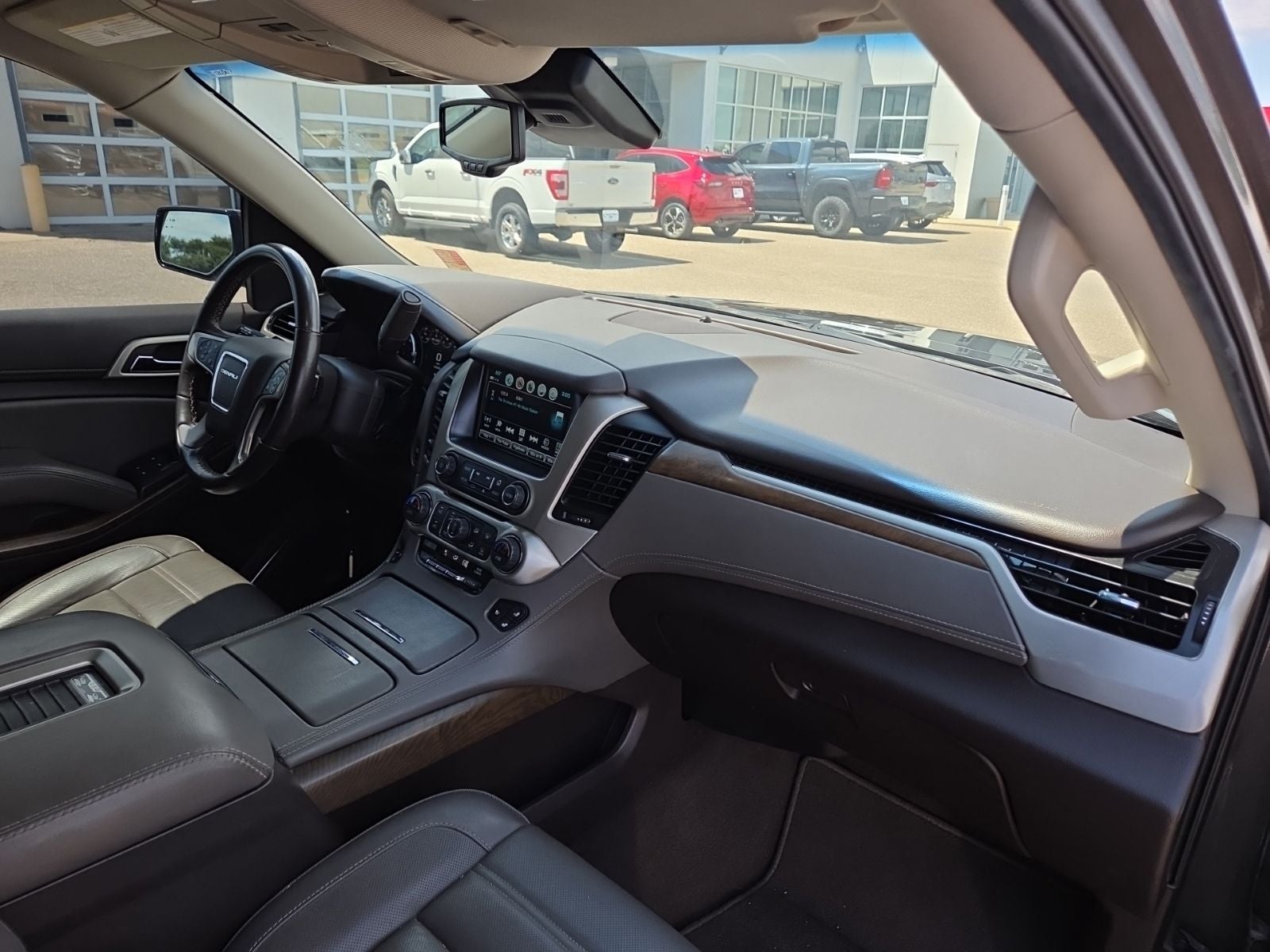 2019 GMC Yukon XL Denali 5SA