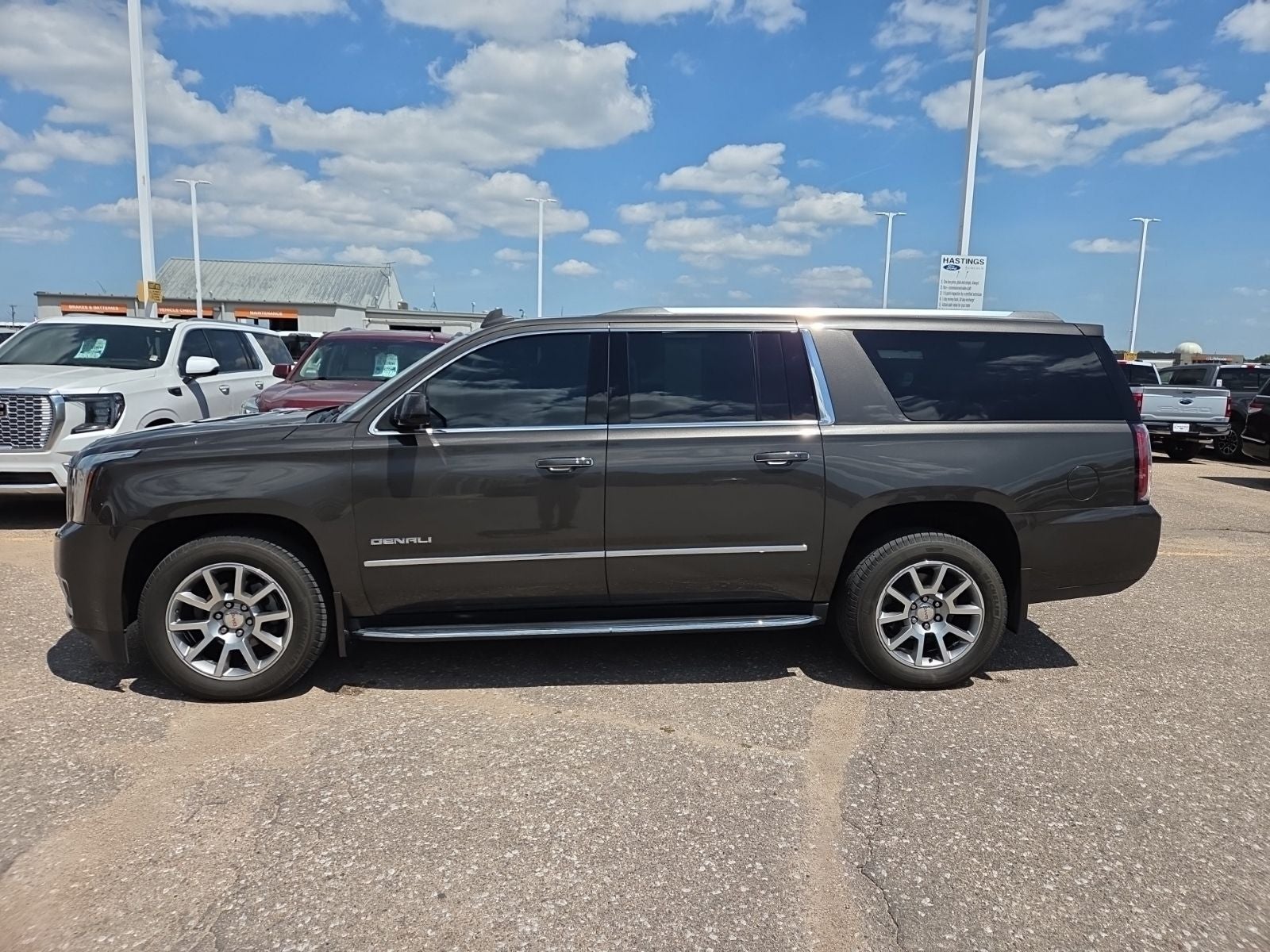 2019 GMC Yukon XL Denali 5SA