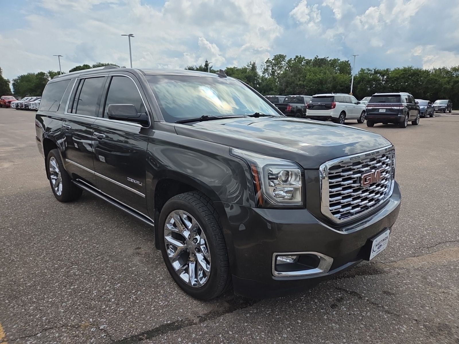 2019 GMC Yukon XL Denali Ultimate 5SA
