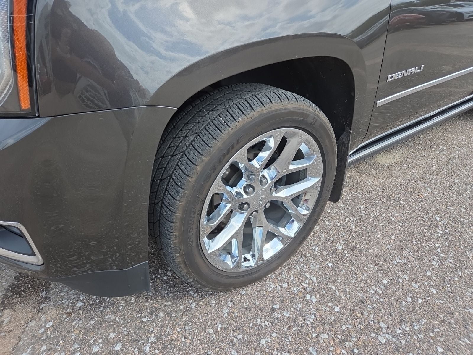 2019 GMC Yukon XL Denali Ultimate 5SA