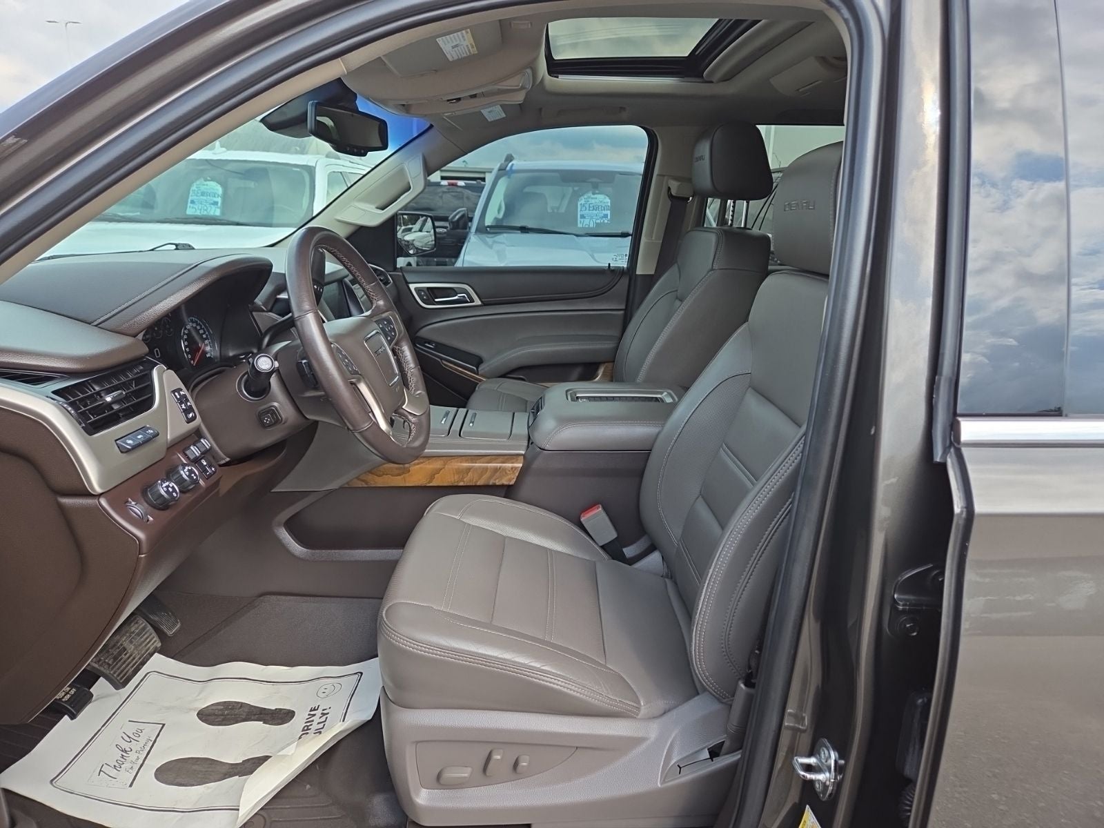 2019 GMC Yukon XL Denali Ultimate 5SA