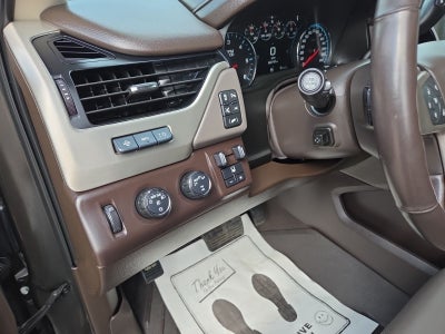 2019 GMC Yukon XL Denali Ultimate 5SA