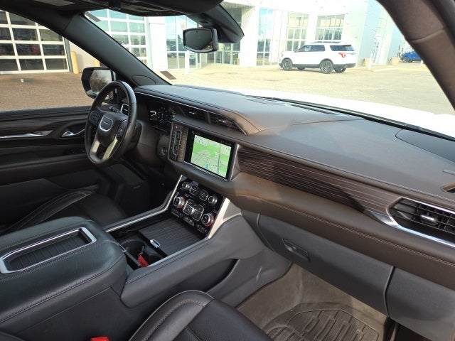 2022 GMC Yukon XL Denali 5SA