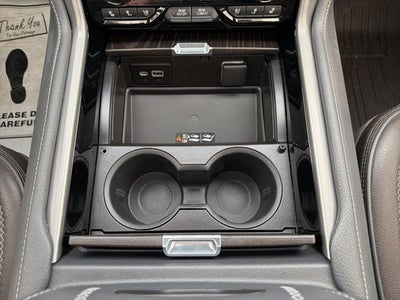 2022 GMC Yukon XL Denali 5SA